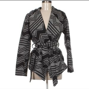 Charlotte russe  Y2k Vintage aztec belted jacket Gray And Black